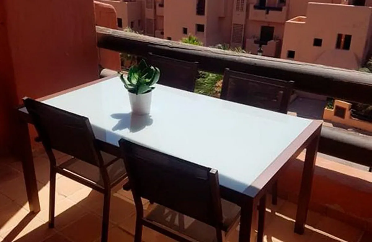 fd42a7e8-fe35-4777-b7da-1f3d8e66a956