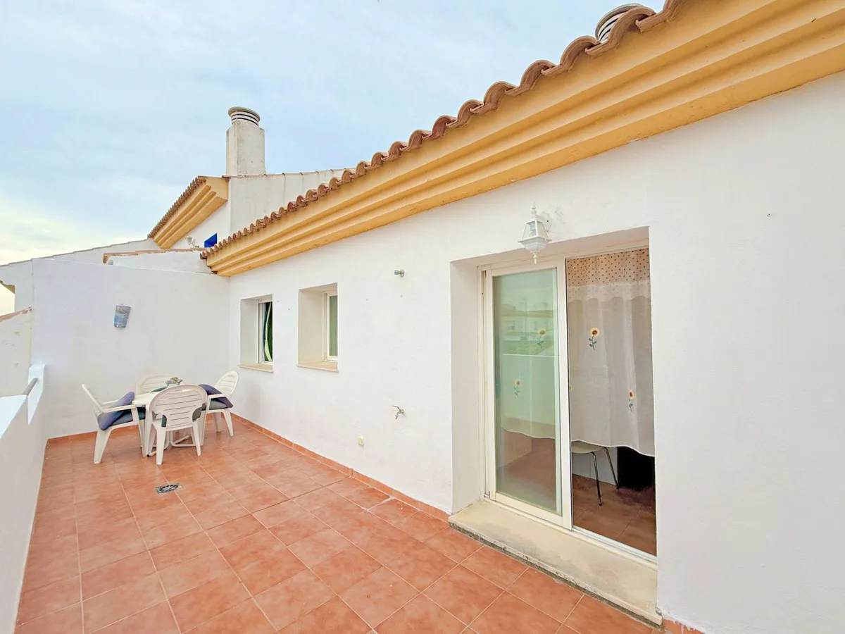 dc113cef-7cbb-484a-a348-b2f8c0f0b676