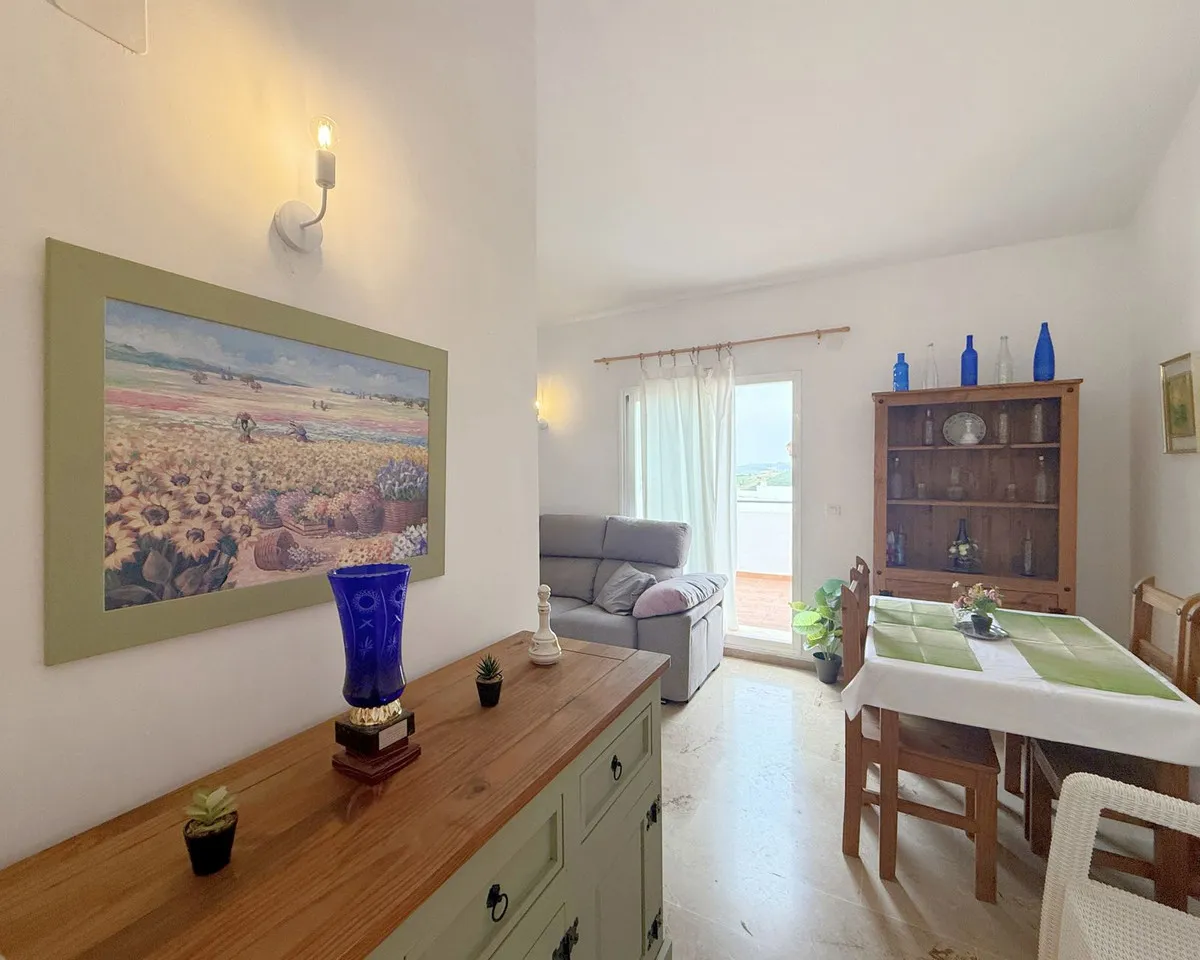 efb14463-383a-4f43-bfb6-7518be622d75