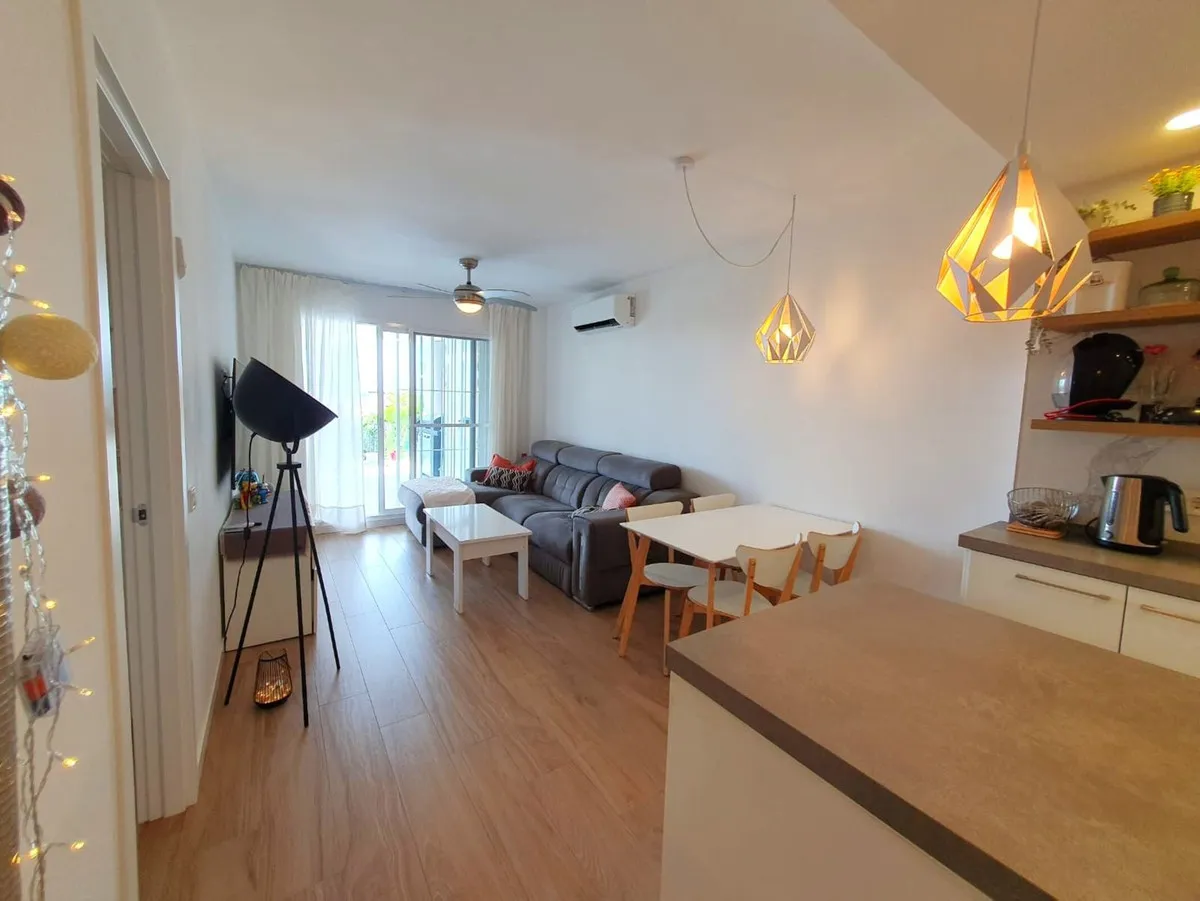 a0ca8cda-f8ae-446a-be15-d0df09eaef58