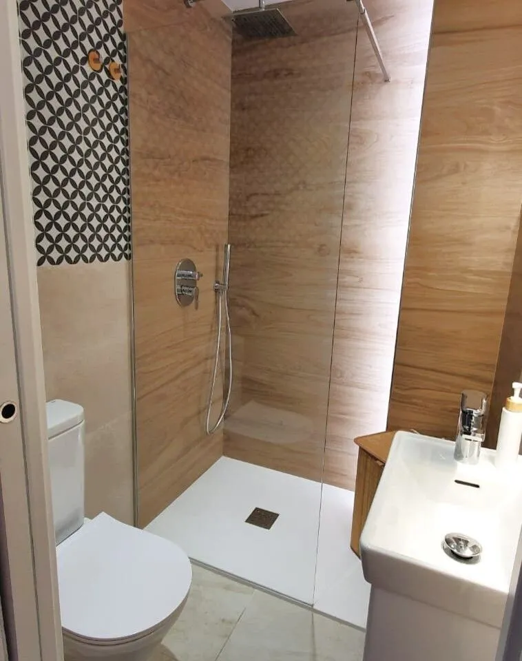 d8dcb36b-904d-47e3-9f0b-a277fe8b01c0