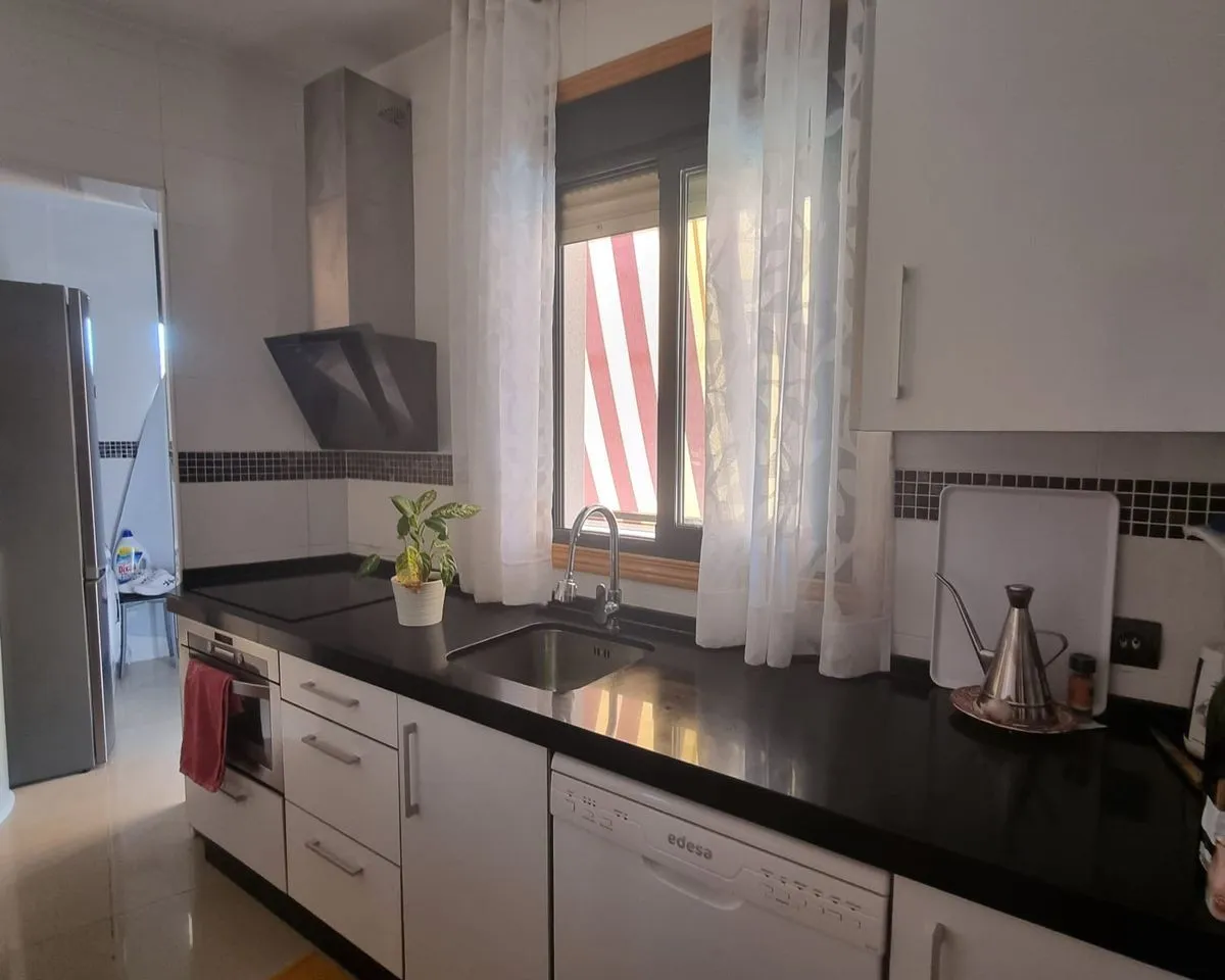 184f36f0-6bd3-418b-ac4e-abc4e5c16495