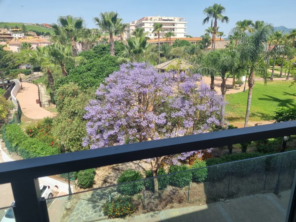 49845a7e-2a6a-4078-8070-f0976570d0b4