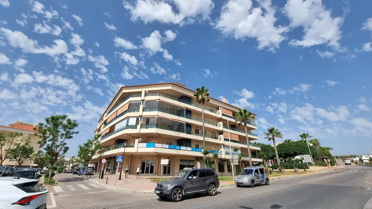 8c0e51af-c139-4ebf-ab72-1144a3454902