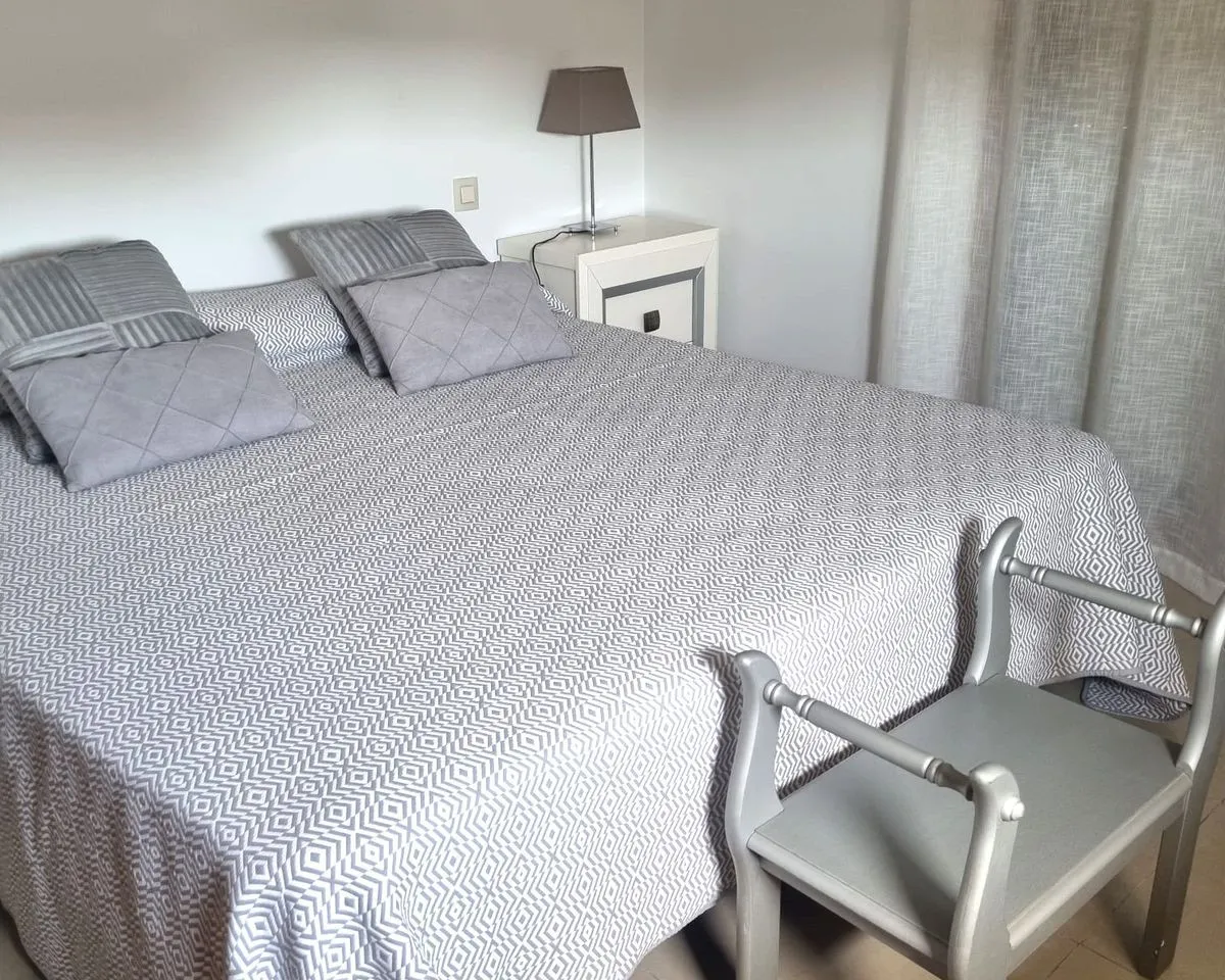 bf5e4da8-7d89-4a46-a36c-e5d2bbb4f9b3