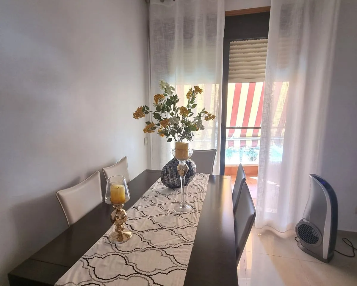 dd33ee06-5702-438b-96c7-fbecab418af7