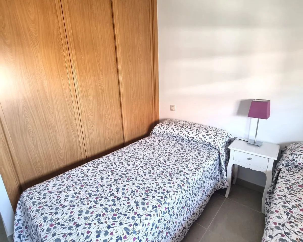 de6dfee6-c2c1-4e54-a8c8-6a960adcf1bb