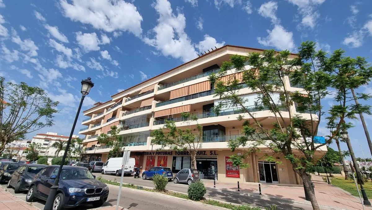 f523066a-6983-4589-b282-a7bcfd556ff0