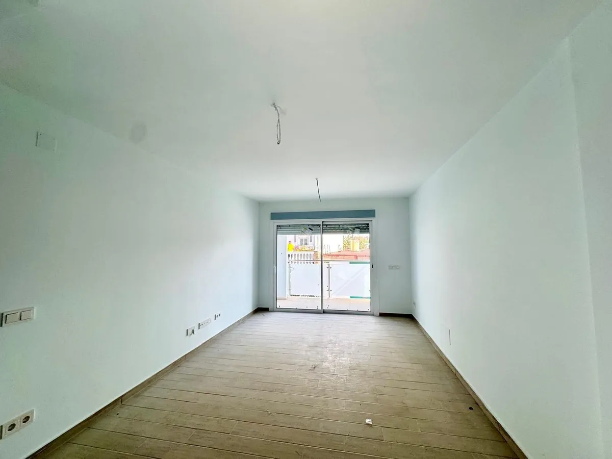 8cd6f28c-4a63-4393-9843-d1fccfff6f6f