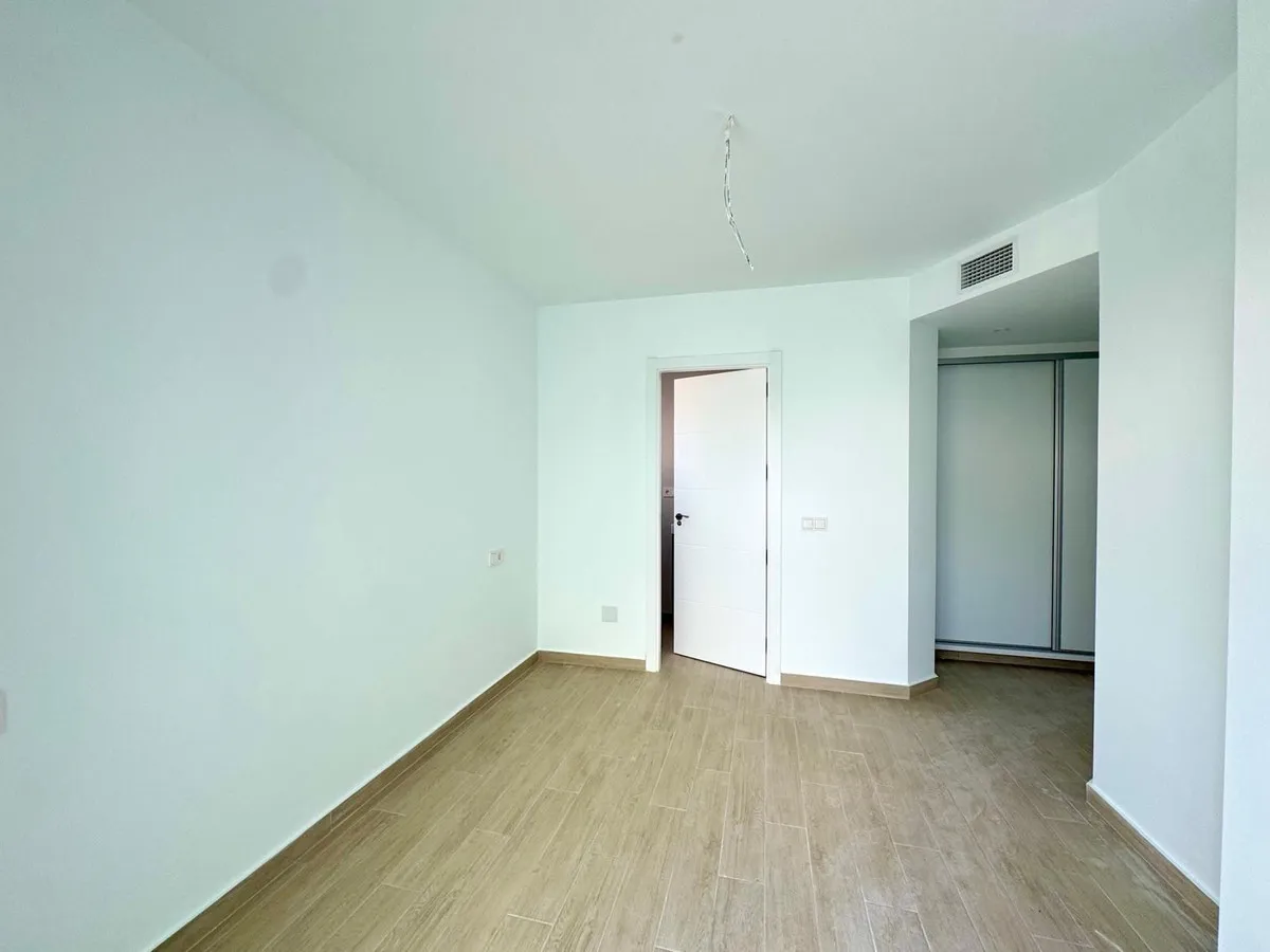 d5619067-52a5-46be-b3ef-126aebd51c22