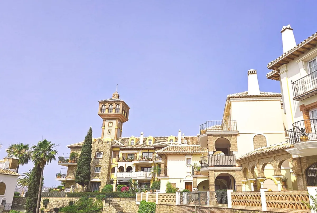 2ae1eb2a-33ce-4326-84a1-b9ae7026e89f