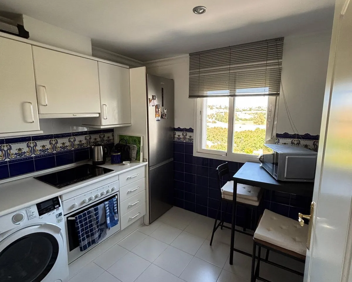 212c04da-202b-404b-aec5-e14750106212