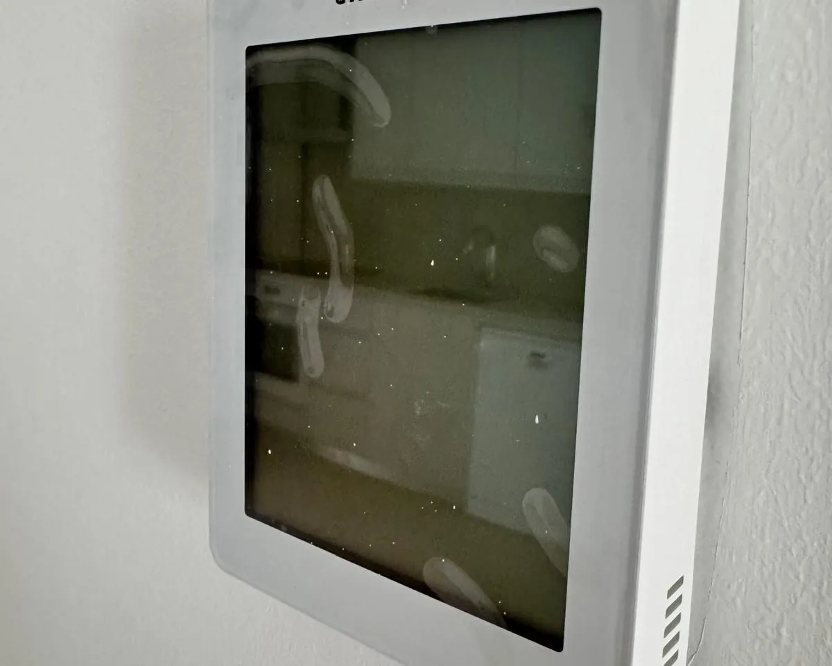 a2966d66-e2d1-4e84-a4d8-65166292cfa6