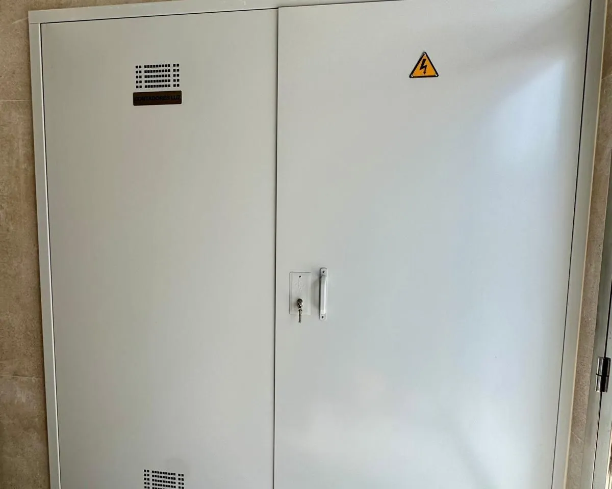 d12eb243-ca6b-41e5-8e25-88496295cd71