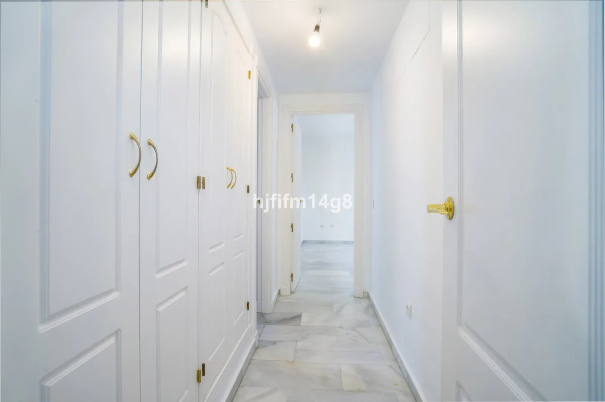 37b017ed-61c7-4cf5-8c79-bb99b5784037