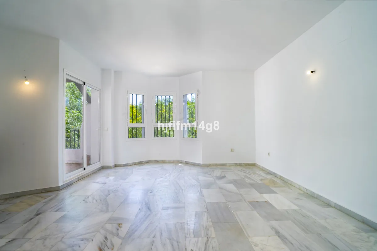 38c07626-2b9d-40b3-9dfe-2c8193641e7c