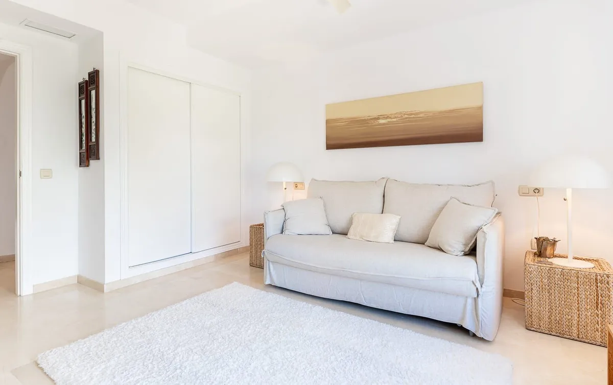 97c0f4bc-0db3-4949-beeb-94edbe07aa37