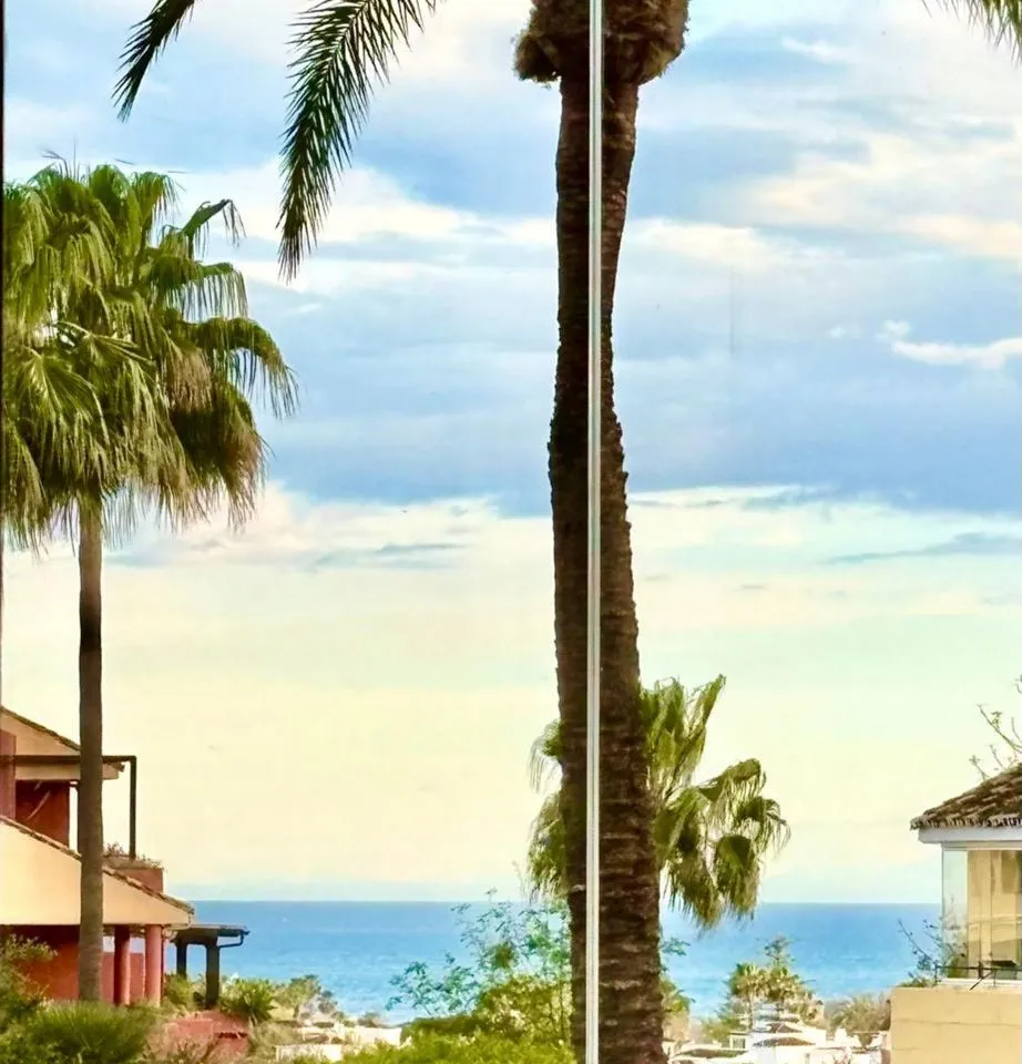 ece0039d-1c30-4b4d-99a4-a7bae2a1c9e0