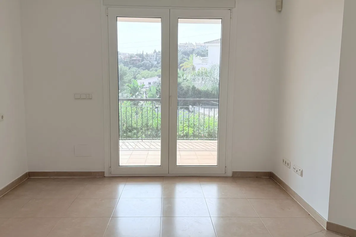 c24664f9-640f-4651-8b4d-8cf71568c219