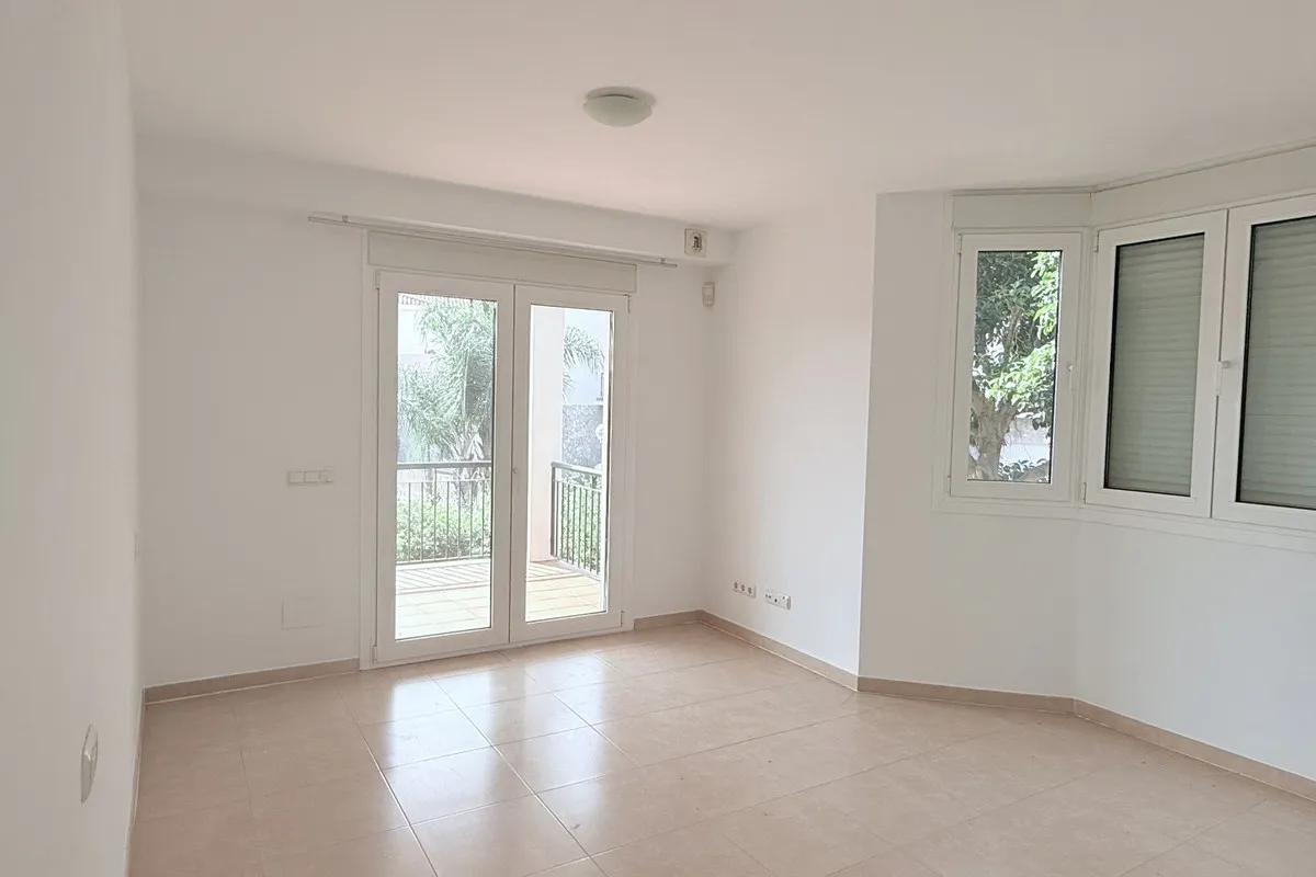 f6e963f5-82ec-461e-90f5-2f392c386833