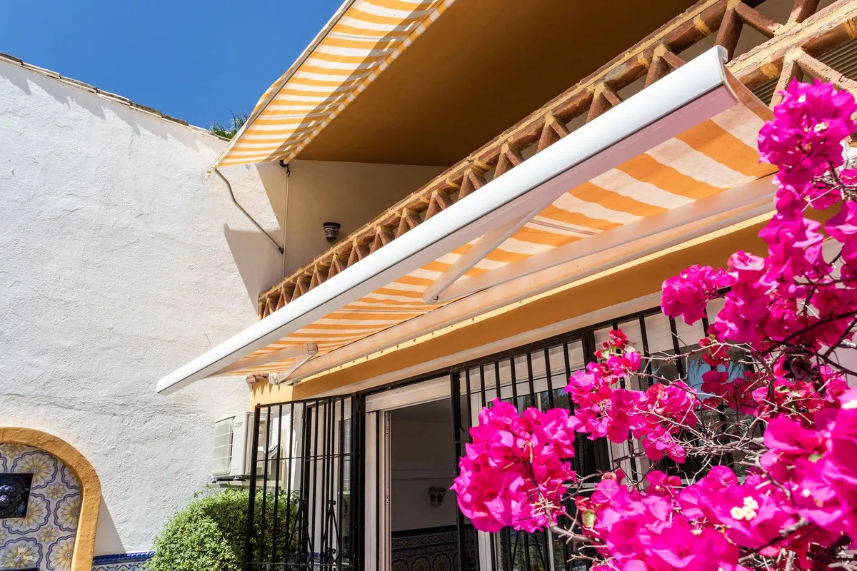 6fb62597-bc6c-41c4-80dc-c491d346c173