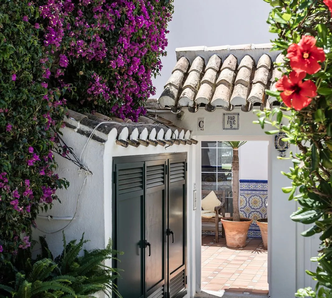 e1eac5af-08a3-4531-9a09-6b99130aad0d