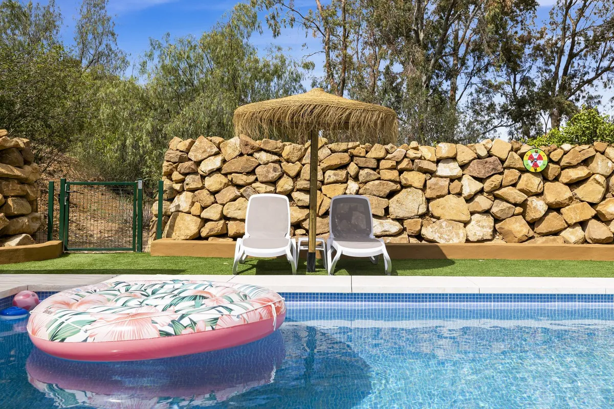 517699d9-d1a3-4eda-884f-a810a8d89d85