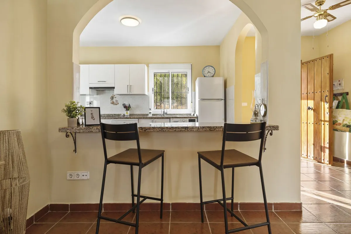 5ad2d5b8-1d07-4c53-a0a0-8484d9f9f687