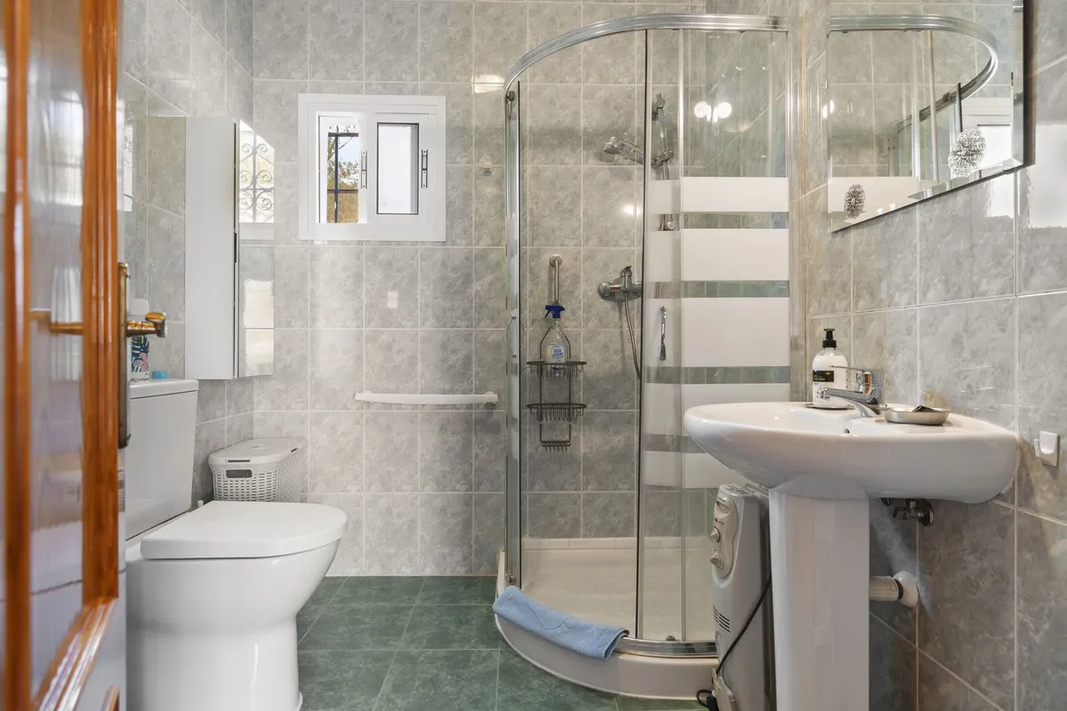 608c5bc1-7083-4424-9172-b8f28c416d07