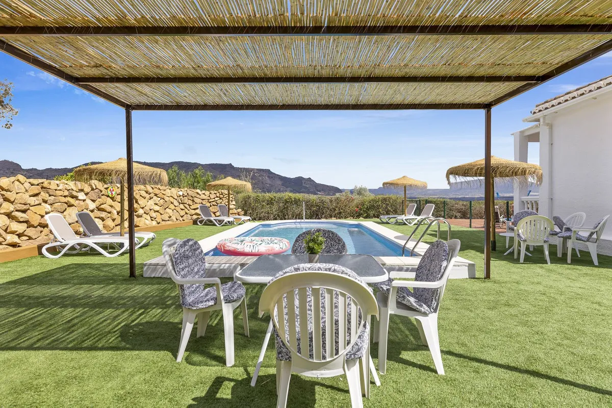 6b975173-2475-432d-bb33-ff1bf3bab979