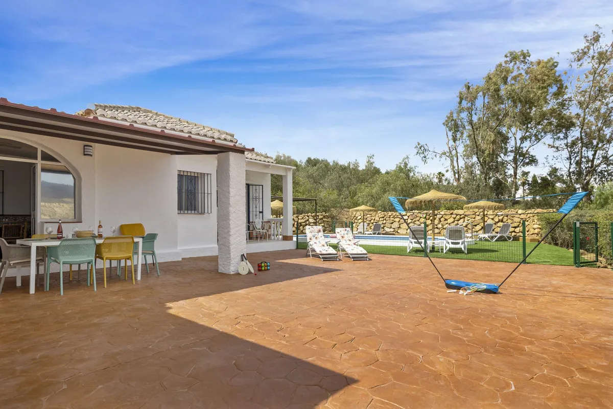 a054fb6f-7890-40d0-9647-fc51fb83f08b