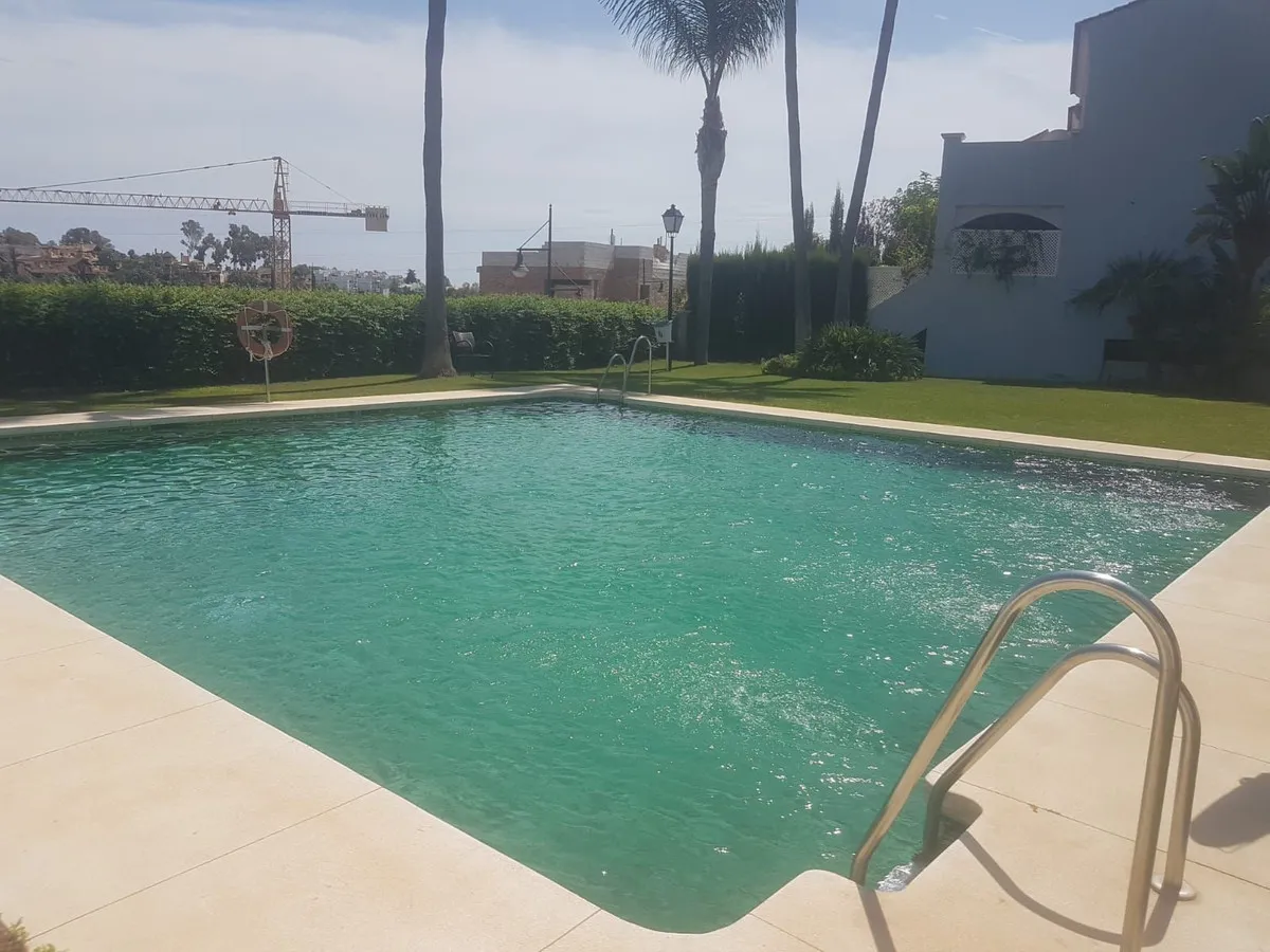 437270da-d02e-45c0-93c3-6e9b5b485f18