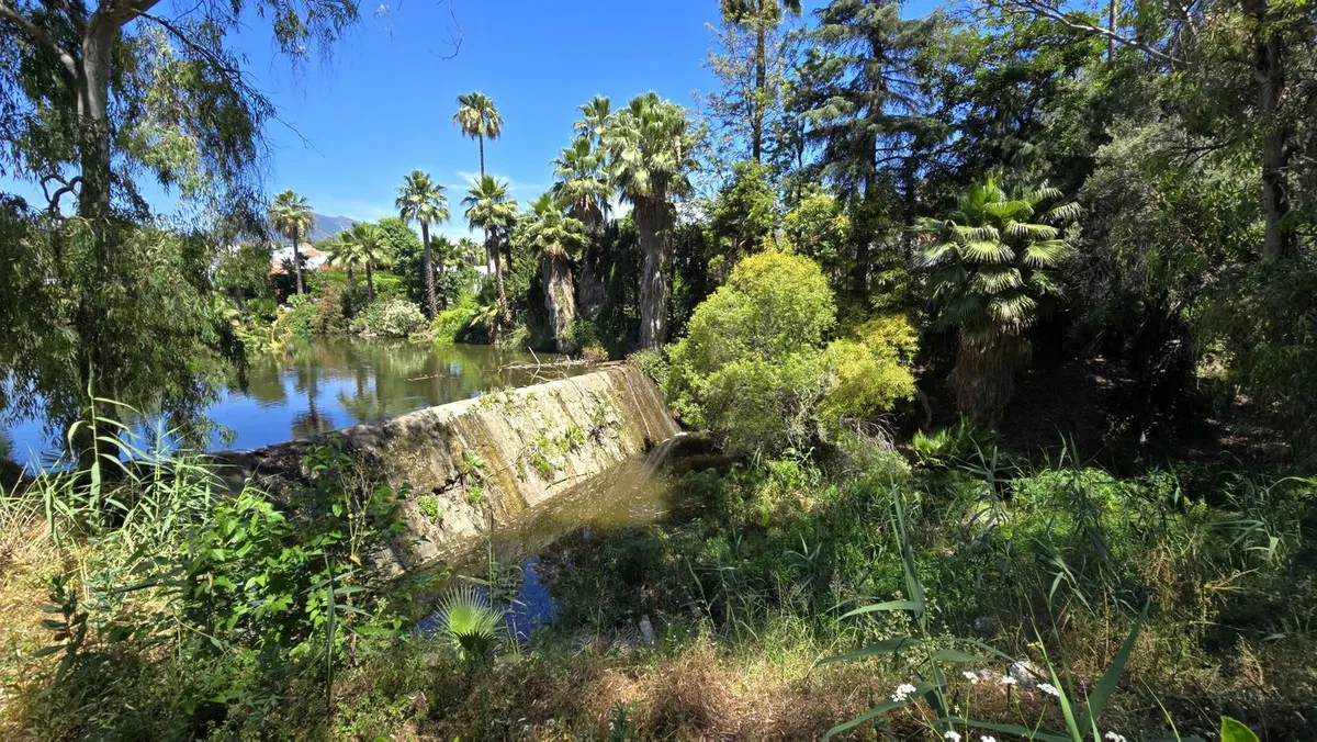 fefc3acb-bd6d-48f6-8e0b-6bdd66361859