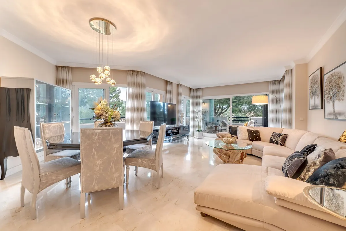 04b28ed5-d7d9-4f25-8684-0373903db7fc