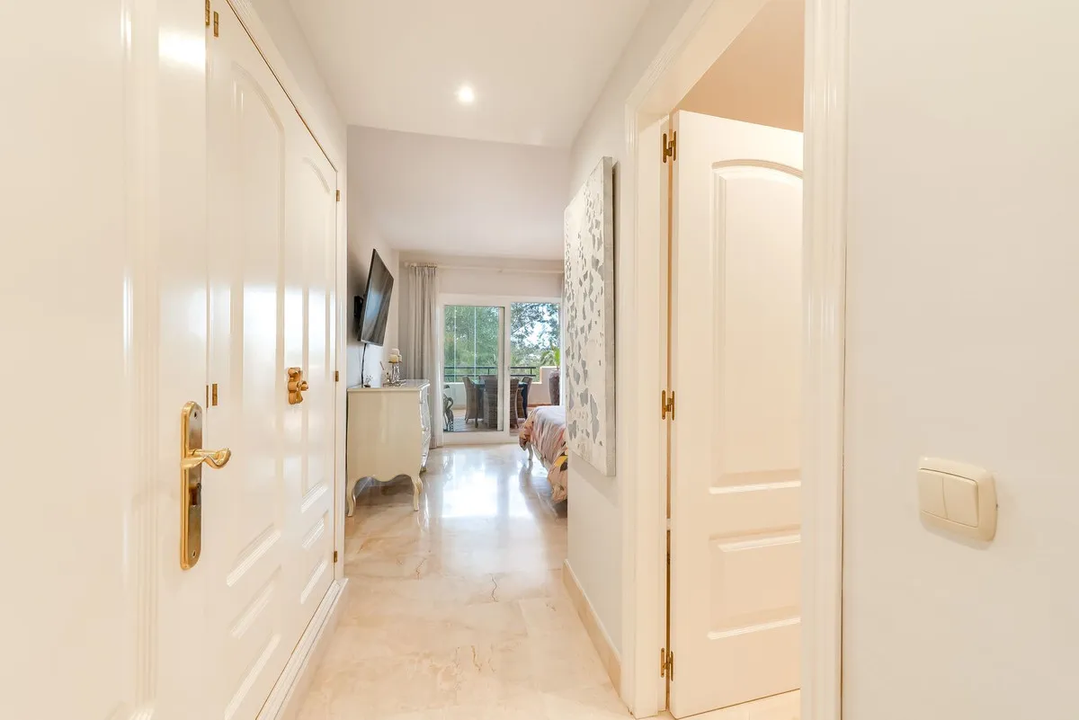 52b0e9f4-1cce-4332-95e5-a95731d57583