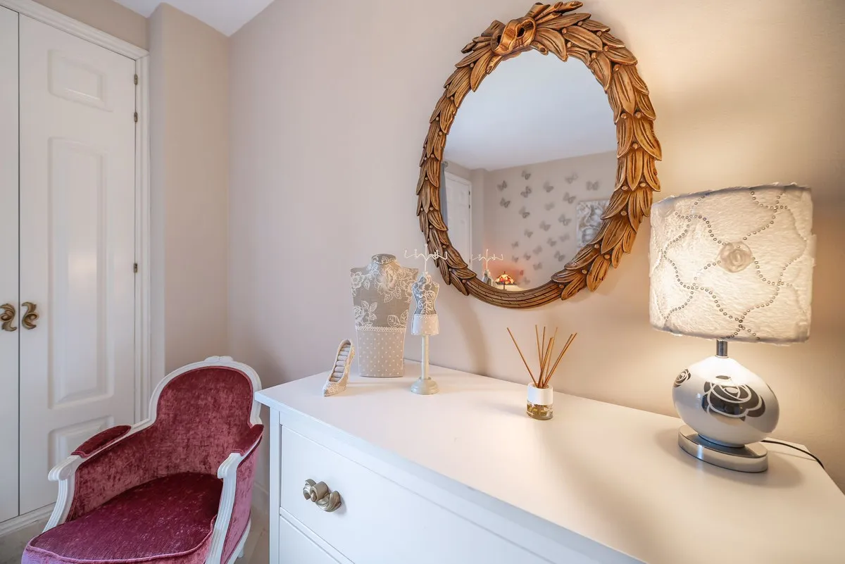 5ecf1c83-4f4f-4968-84b2-8af0101013e6