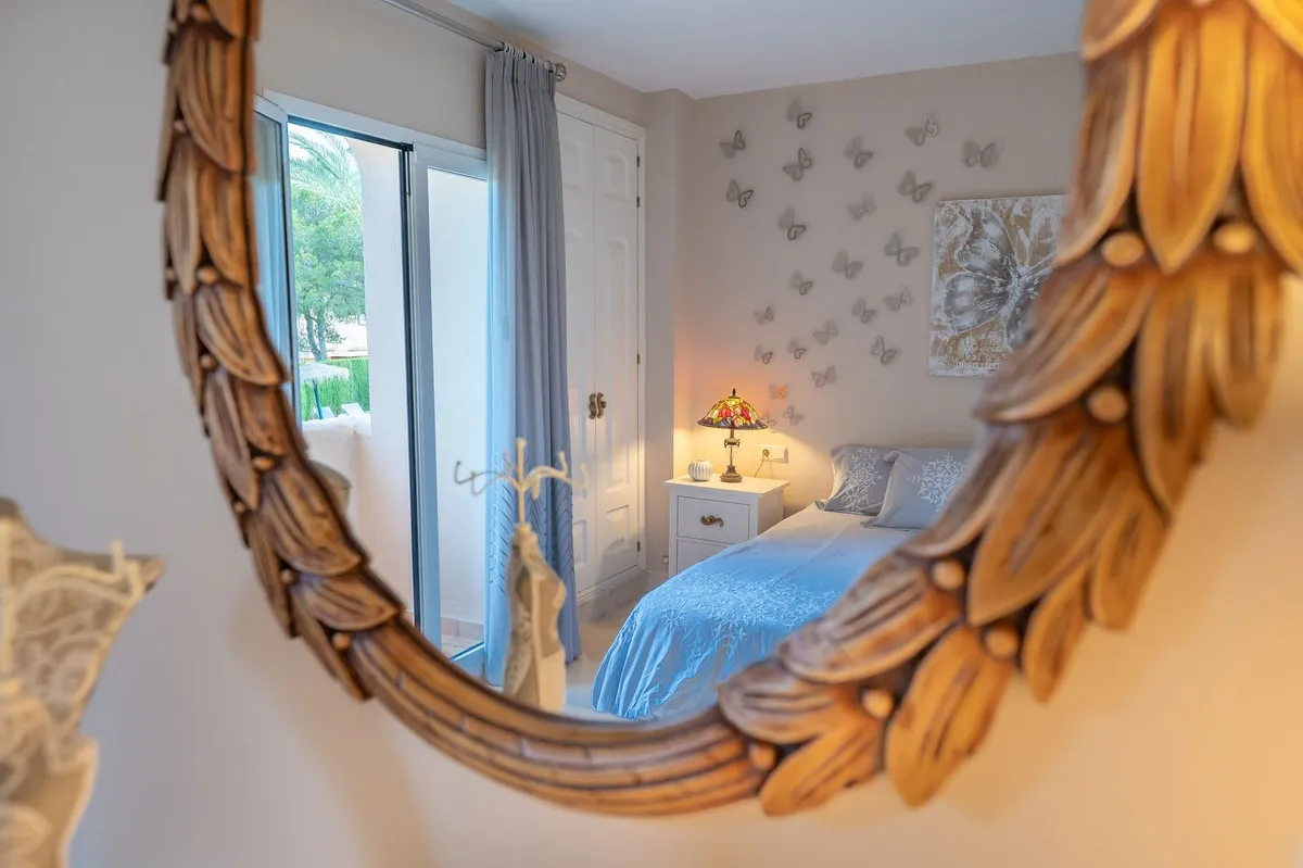 835c1381-7532-4bd8-b194-83c027f06d43