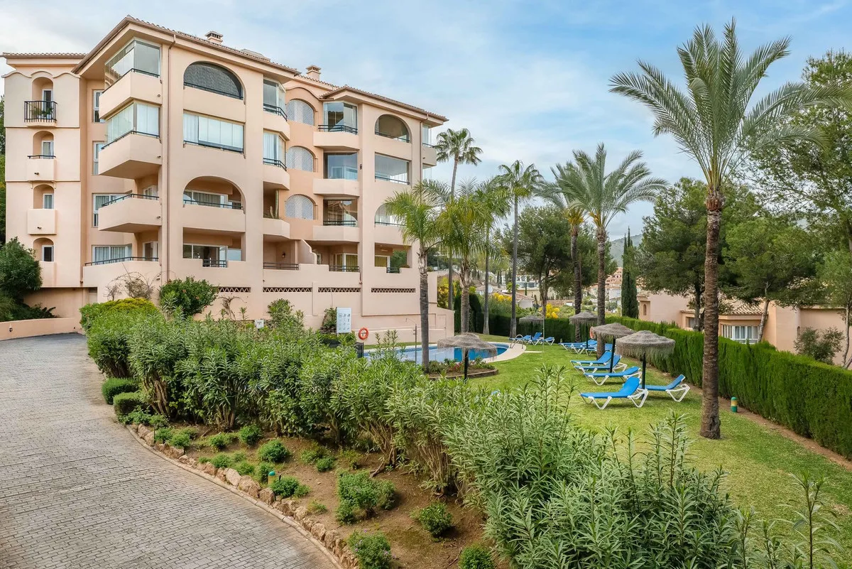 af1c4d48-92f8-4ce7-bde1-22b8cc8844ee