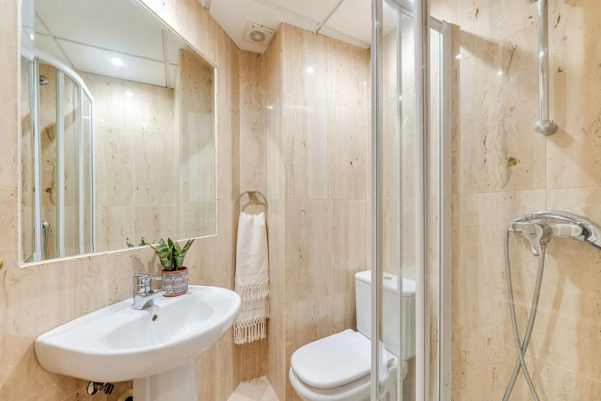 d6e51e2f-daa0-4e49-a13b-bf198f0514a3