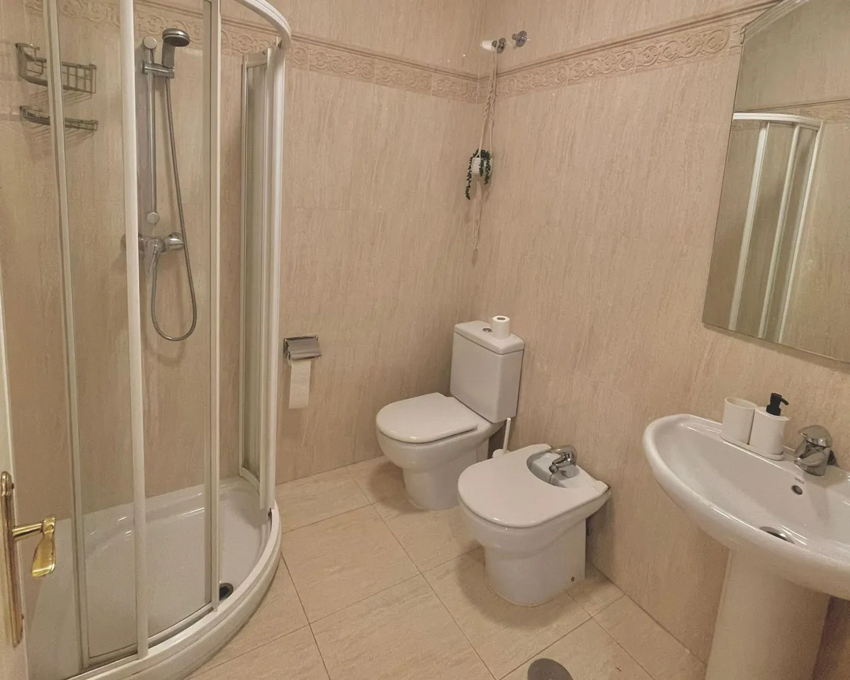 a2a3e42d-b1e6-4677-a47e-139fb5a91251