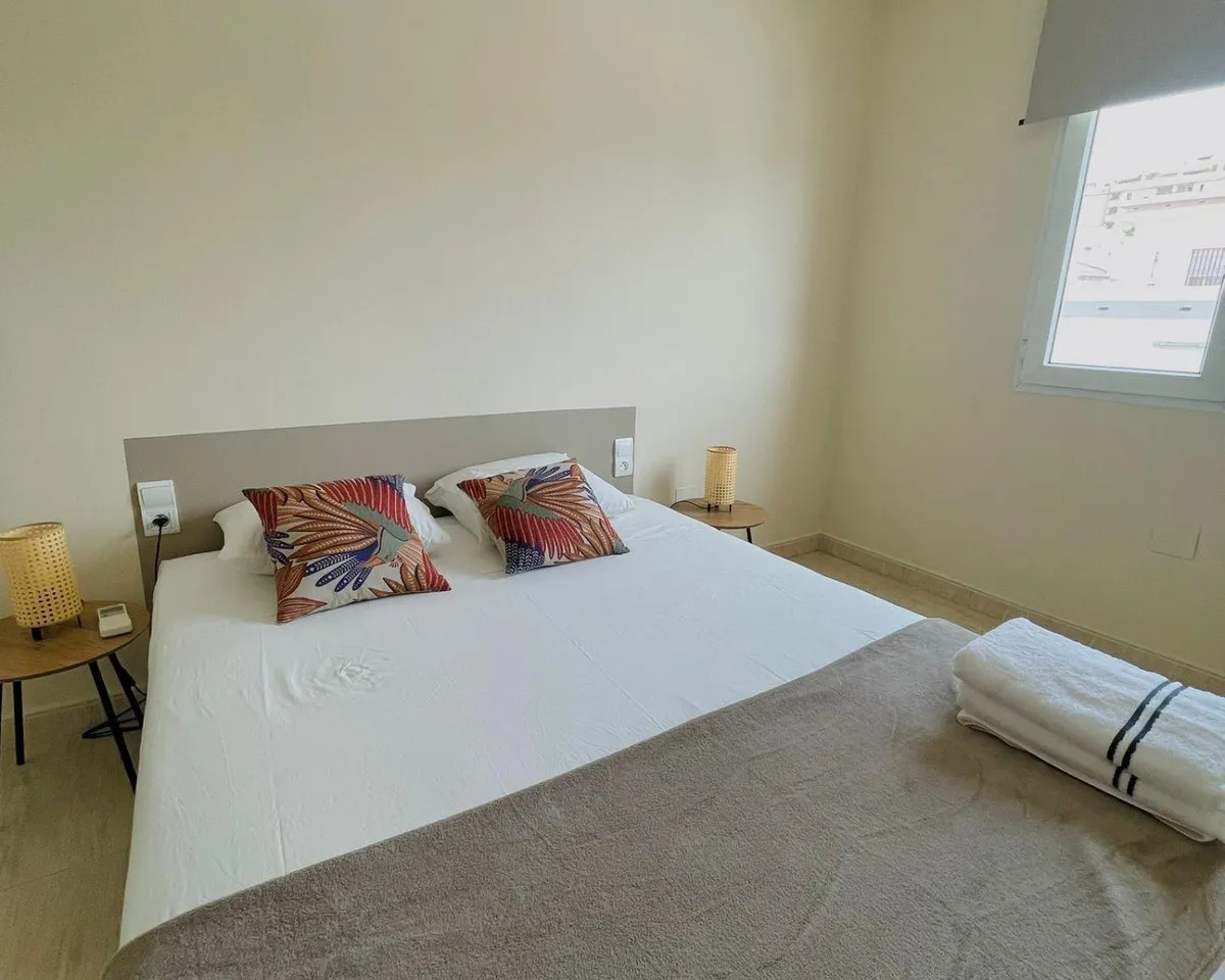 dc8e94ad-5db1-46a4-93a0-cf311f67bd6e