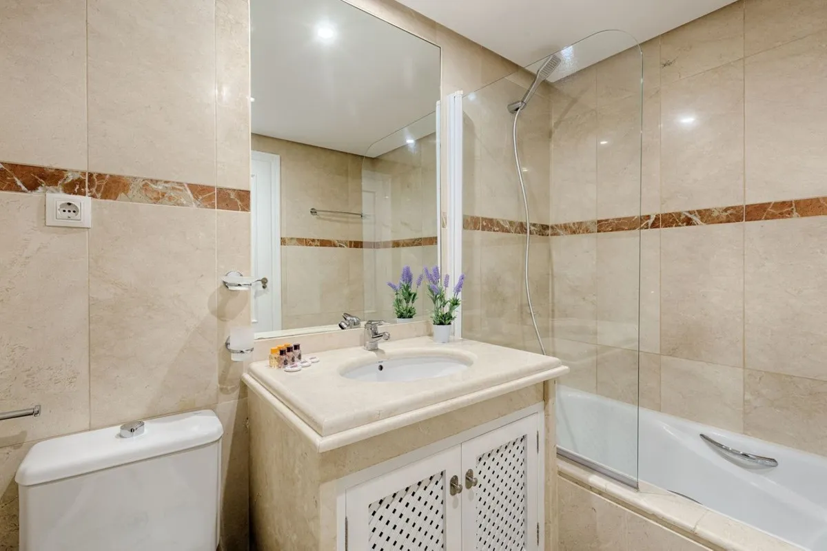 ee33077d-fce8-4857-bb2e-bb38d1a690f9