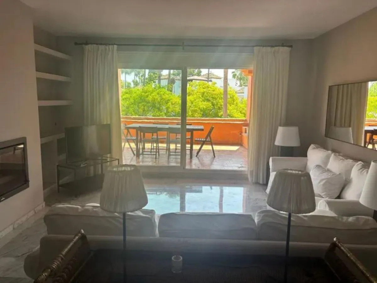 2a9261f5-fe35-4228-a596-b15557897205