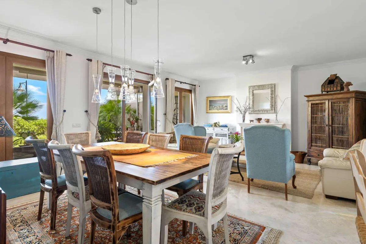 012a08ee-ab99-4b36-affb-0bf17345bd72