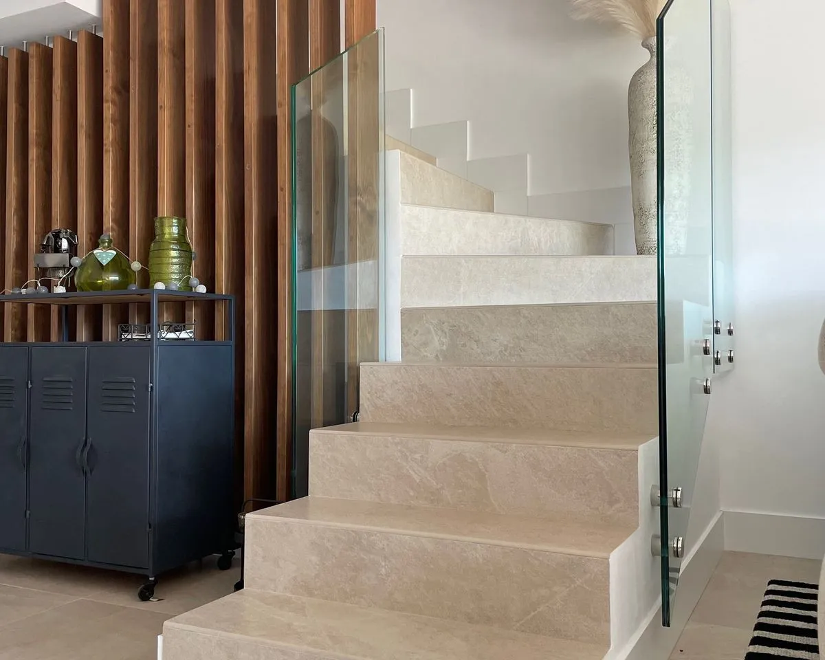 cefc0309-45f9-4fdb-ba57-9527aa476fa0