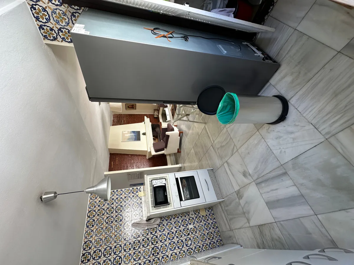 01e02233-a926-4bbb-9a88-e7aca8216672