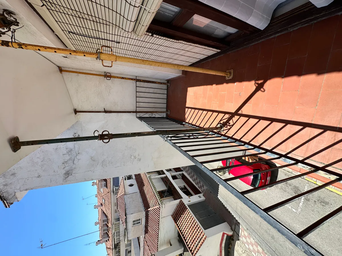 33cd449e-7c86-48b2-b6d1-1cb59d12828a