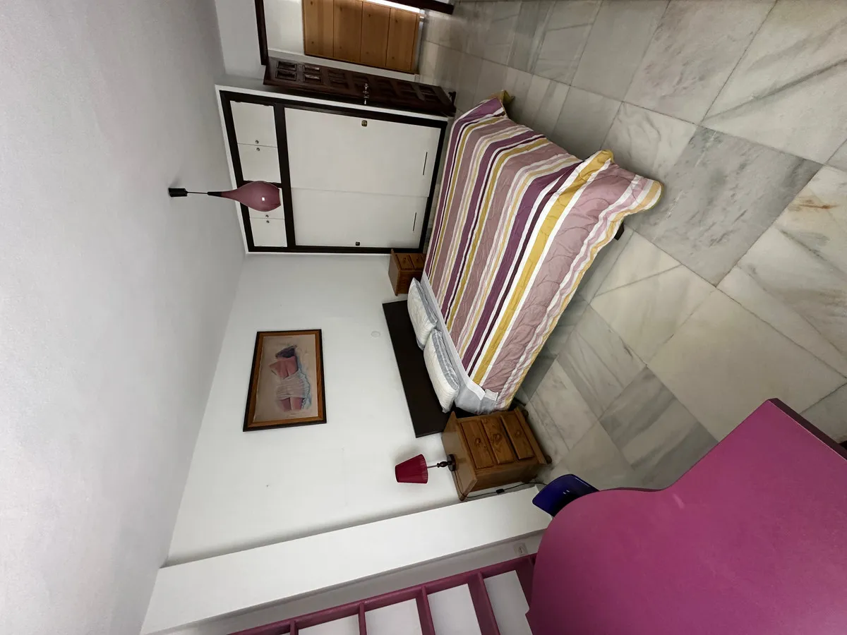 73d93a90-6545-4b83-aef1-b38dc4b99c32