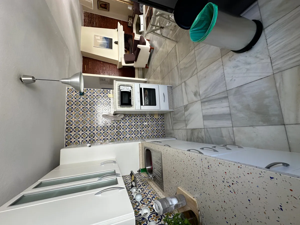 99be0c33-9fc8-4c93-be27-58eac3d5b224