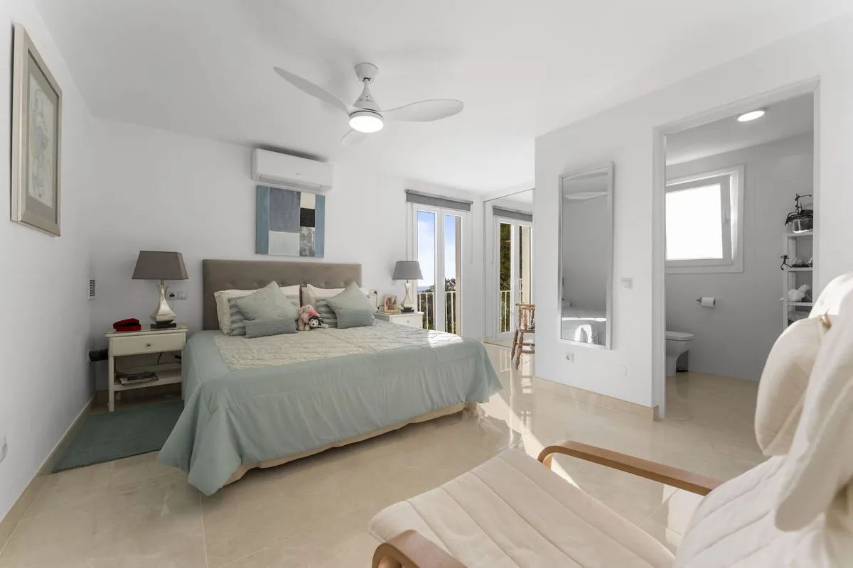 108a5b80-fdf1-4417-b784-28f1c1bb5cd4